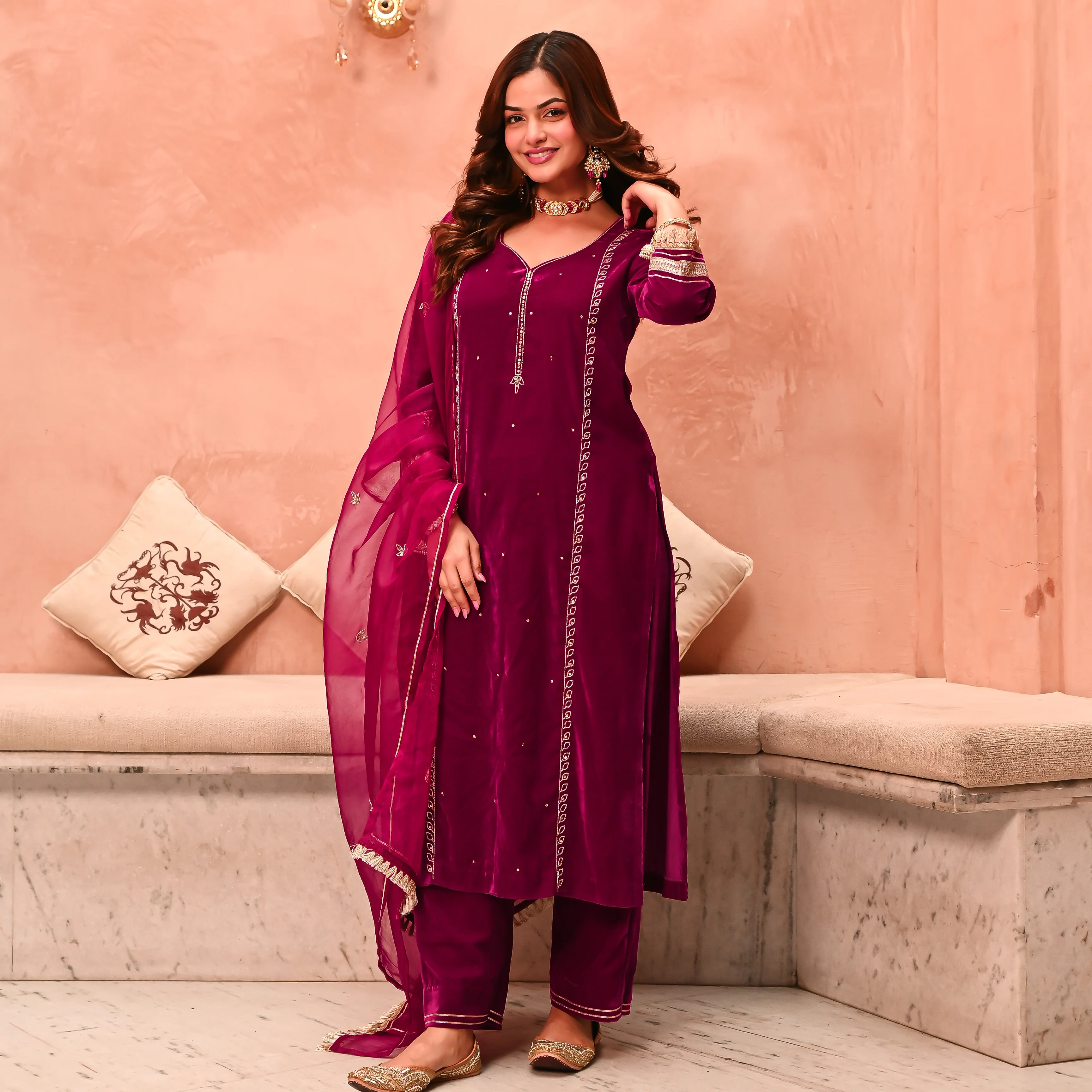 VELVET KURTA SET