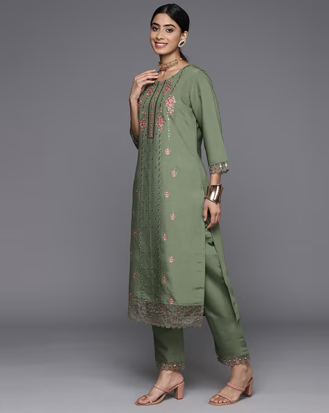 Women Embroidered Straight Kurta Suit Set