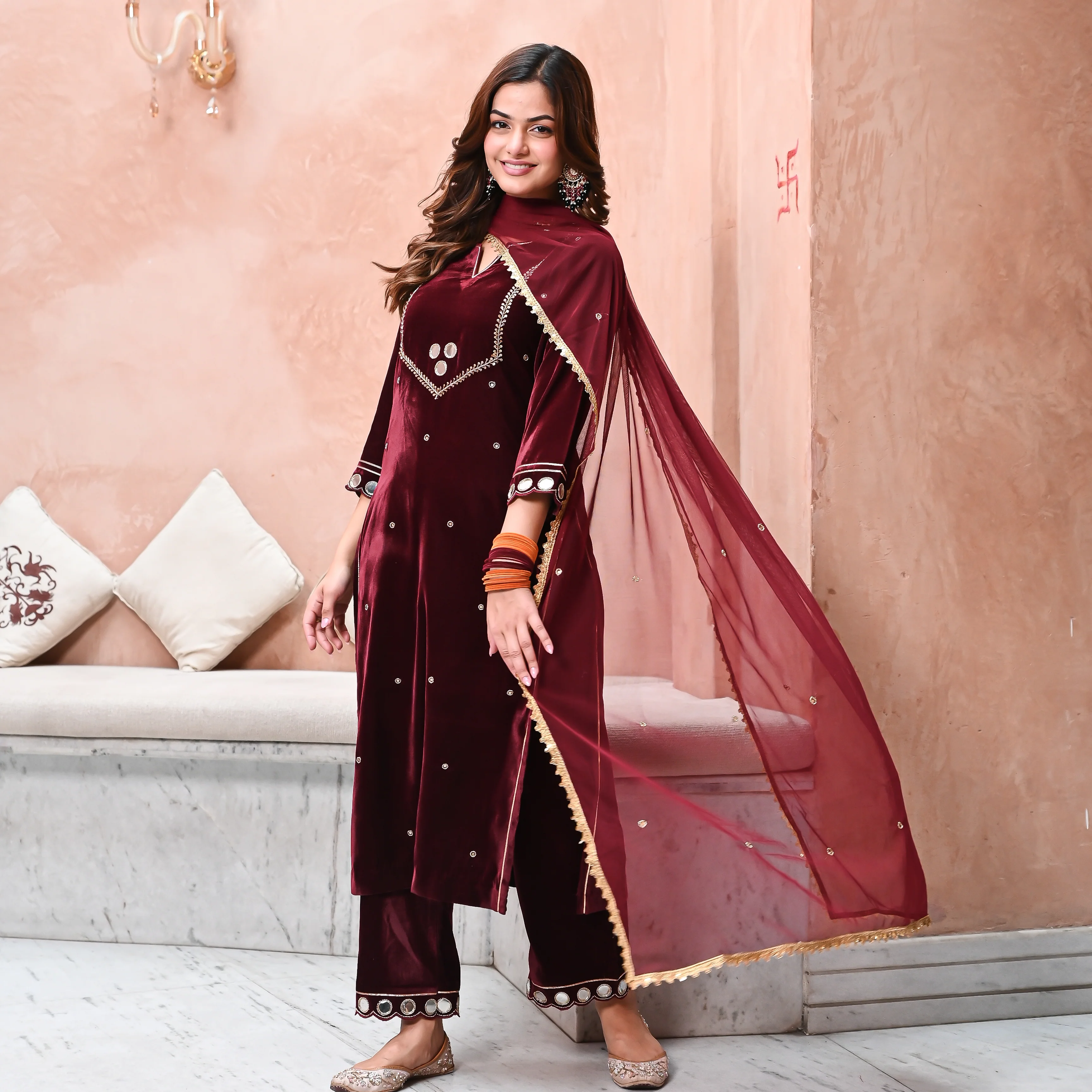 VELVET KURTA SET