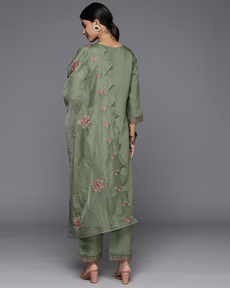 Women Embroidered Straight Kurta Suit Set