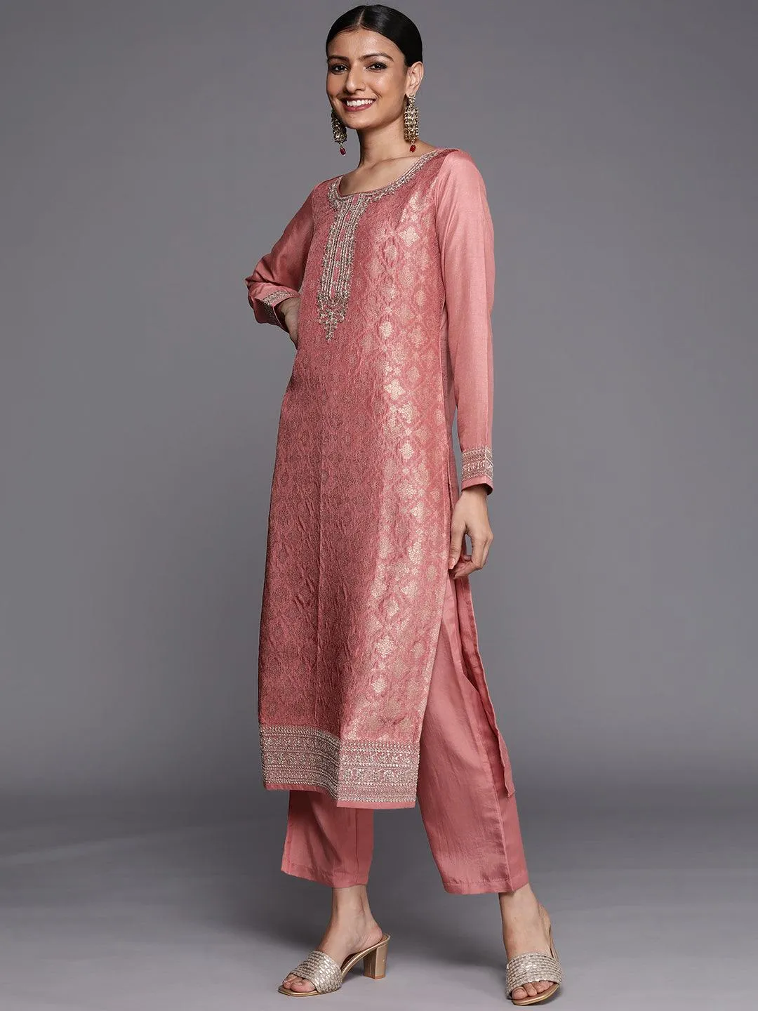 Peach Self Design Silk Blend Straight Kurta With Dupatta