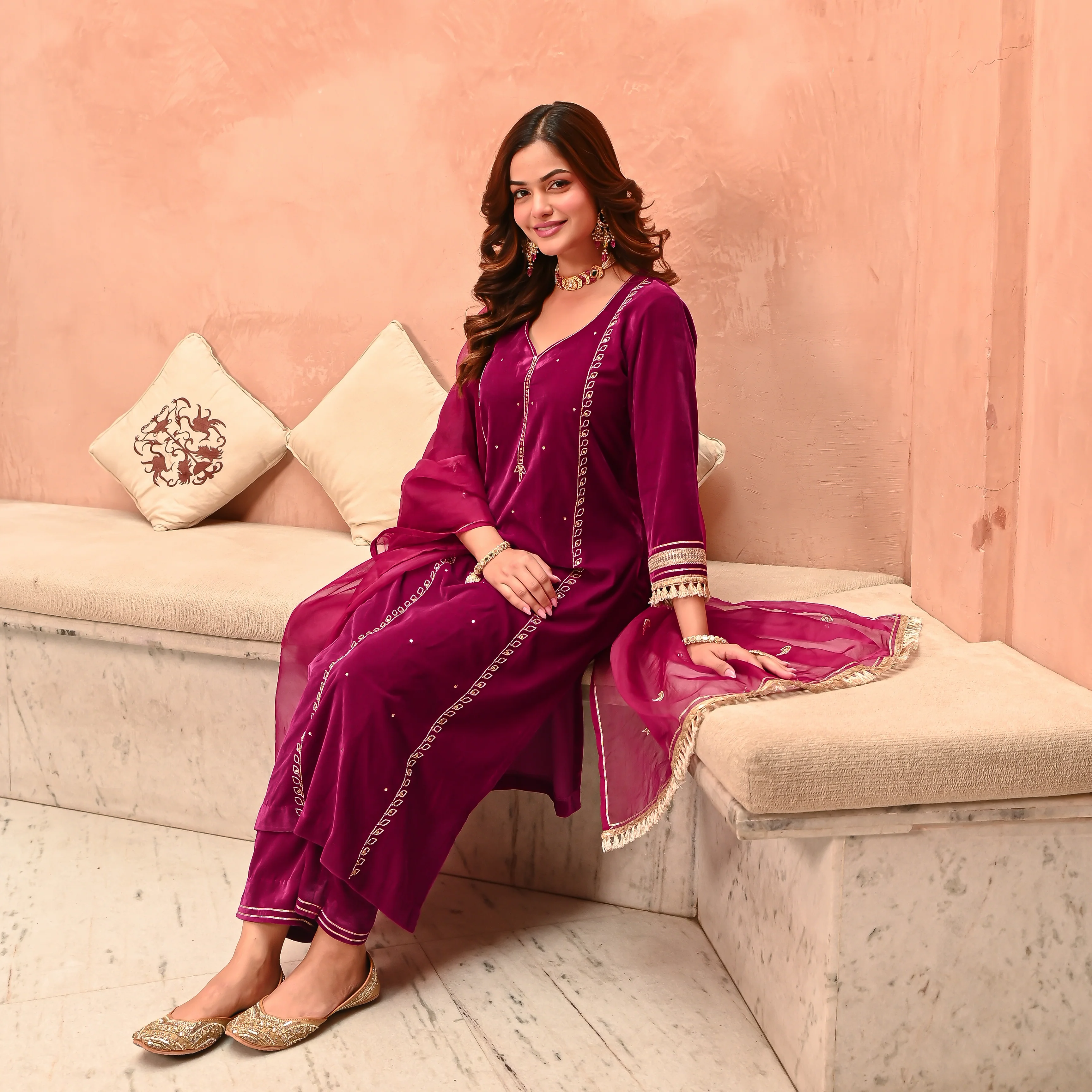 VELVET KURTA SET