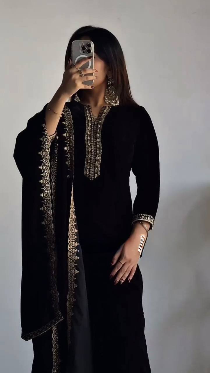 Viscos Velvet Kurta Set