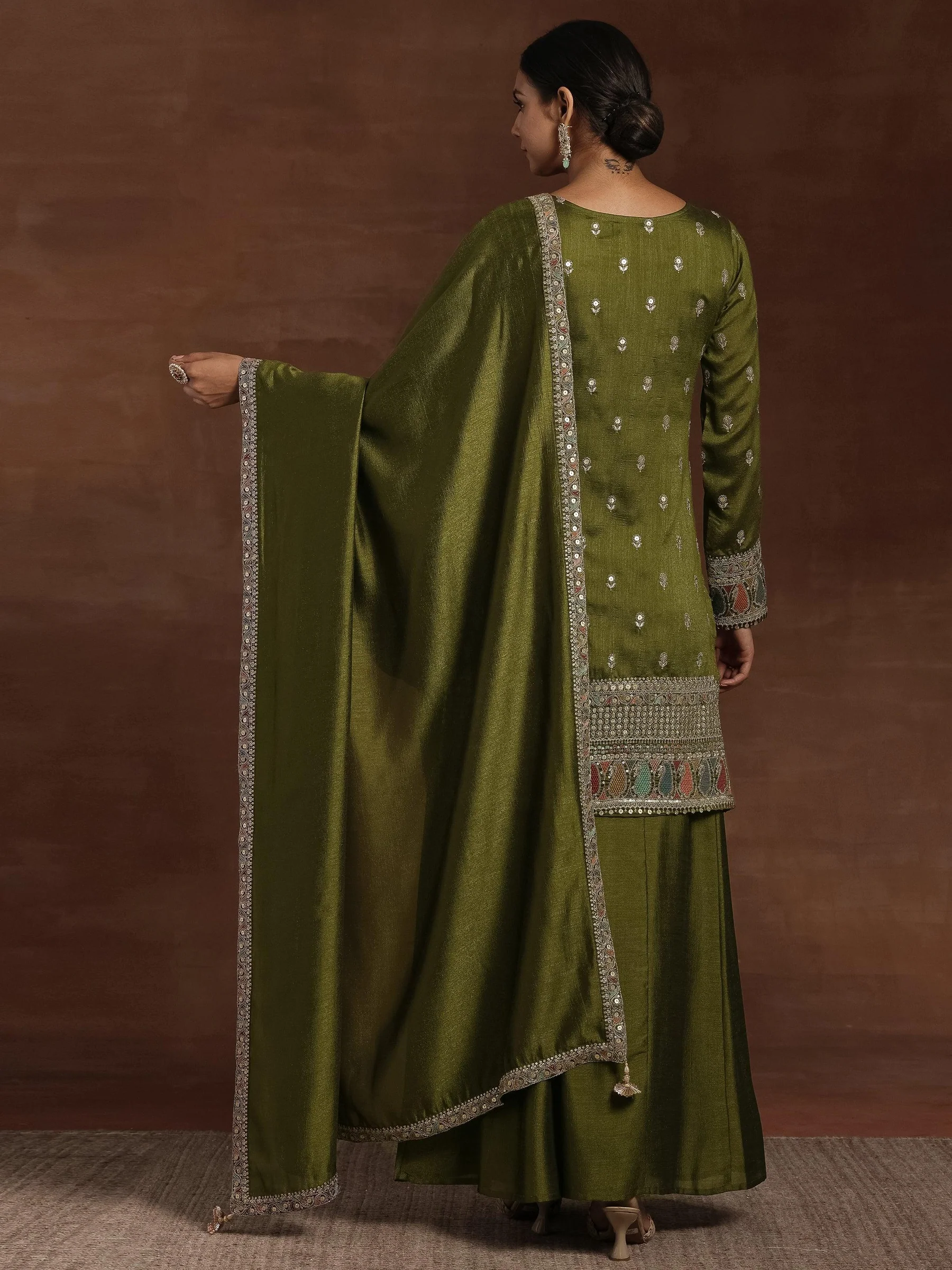 Olive Embroidered Silk Blend Straight Kurta With Palazzos & Dupatta