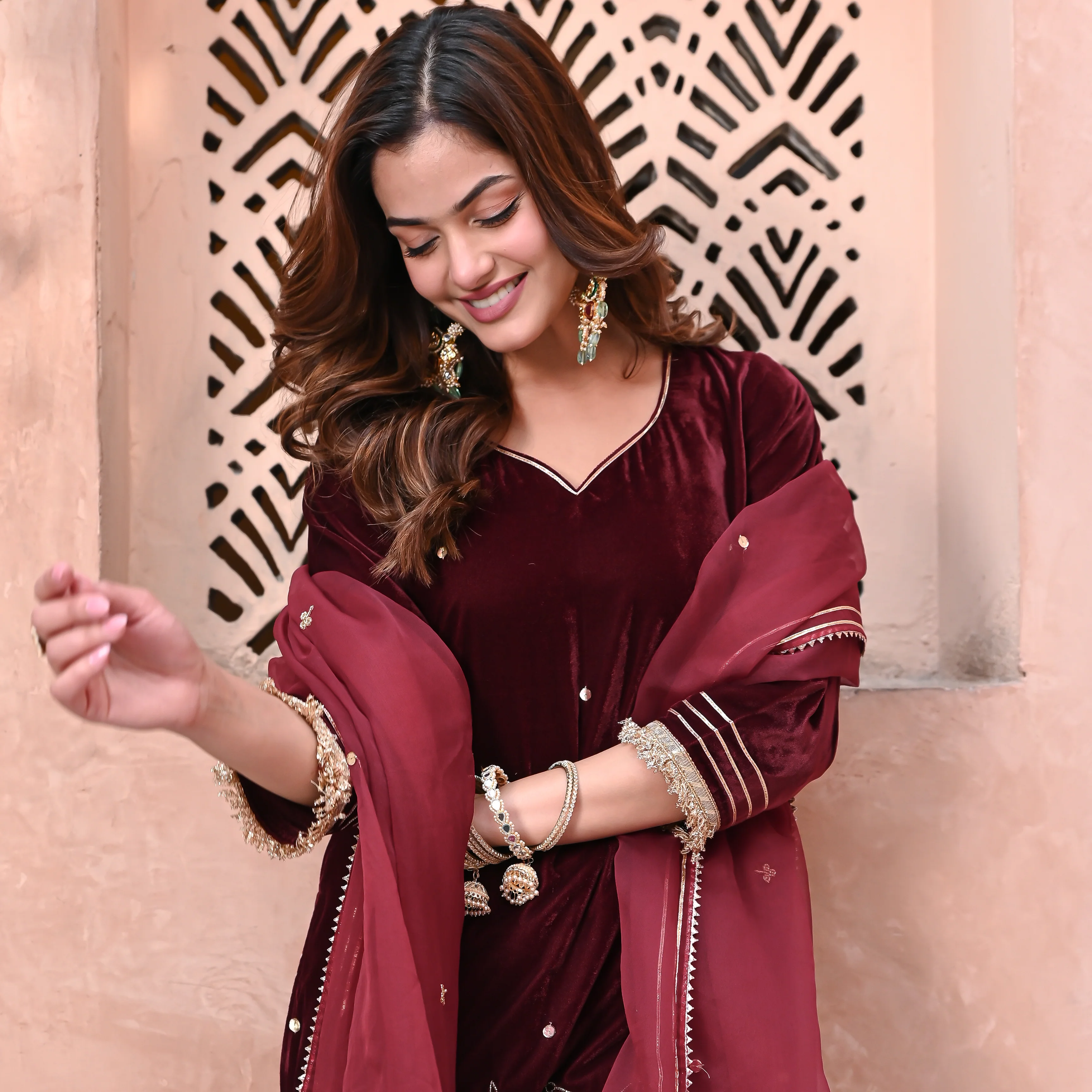 VELVET KURTA SET