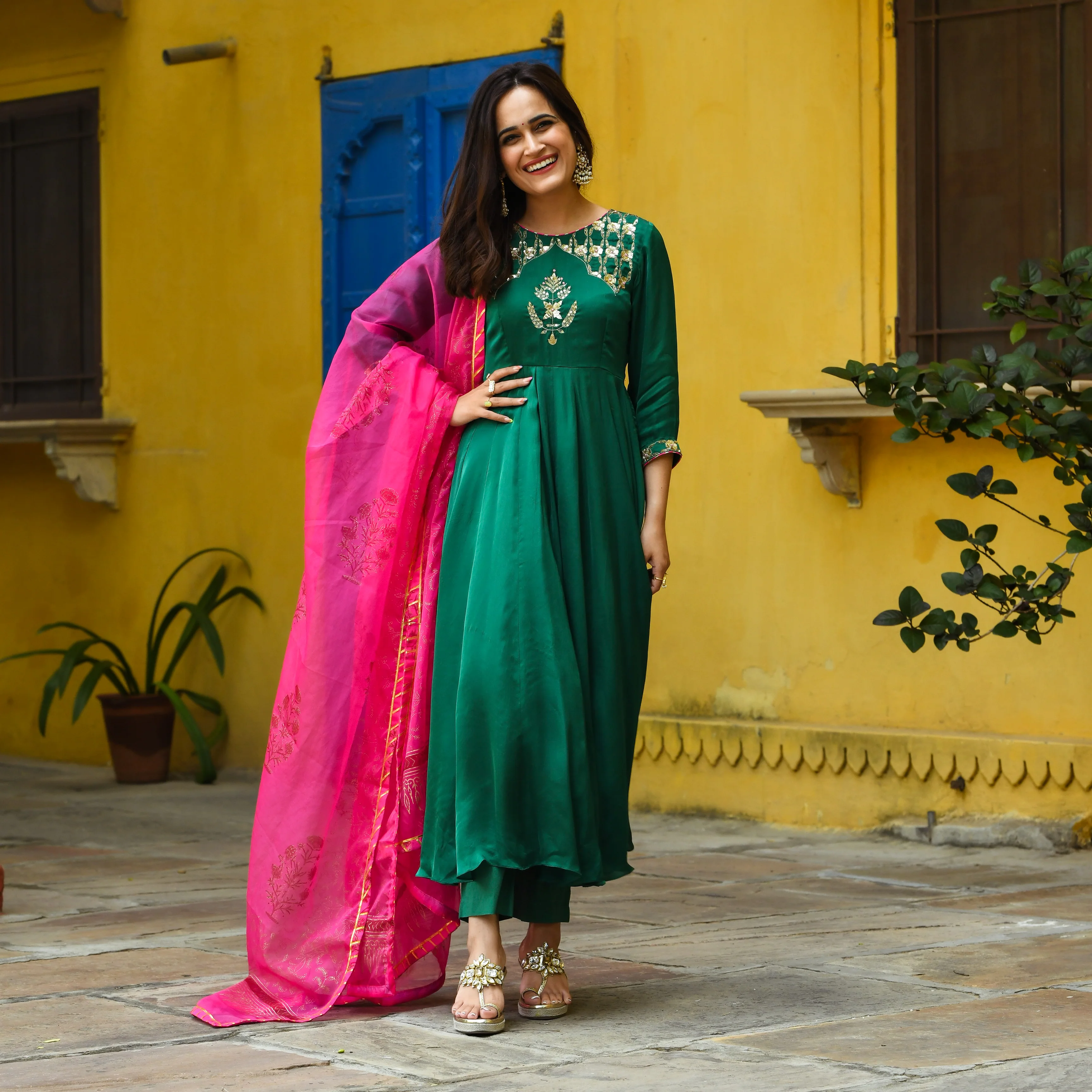 GREEN SARTIN KURTA SET