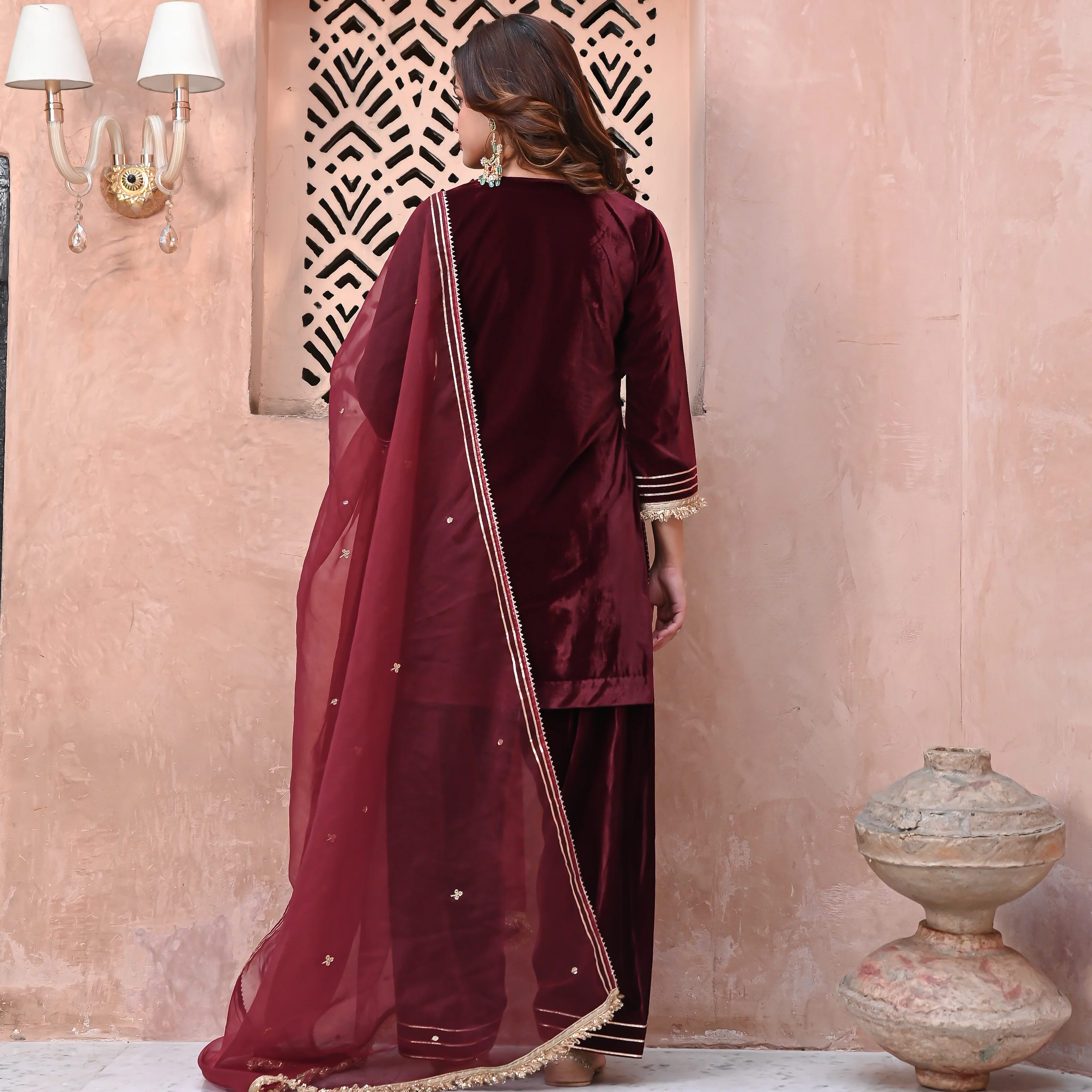 VELVET KURTA SET