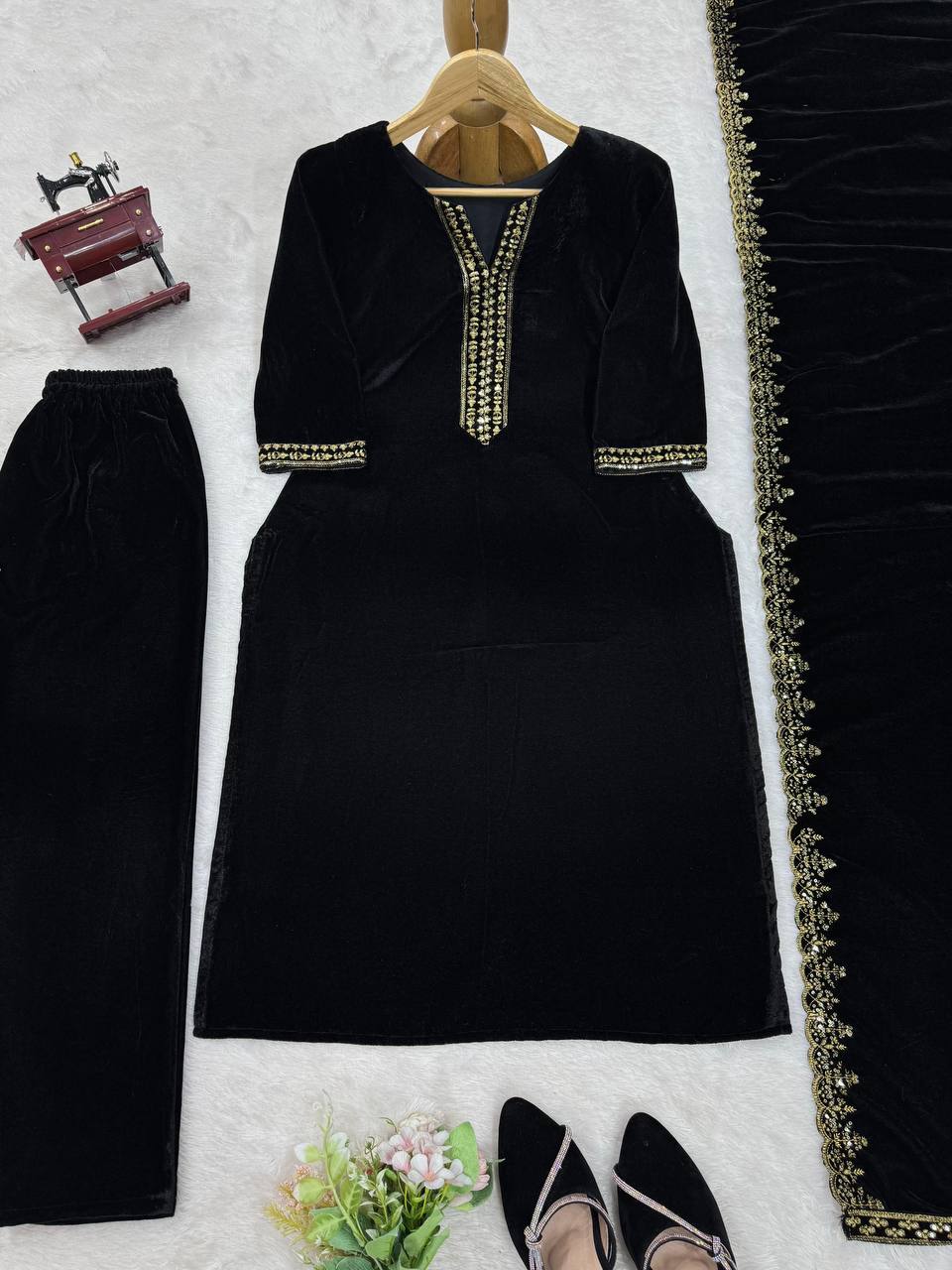 Viscos Velvet Kurta Set